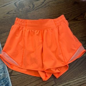 Lululemon Hotty Hots